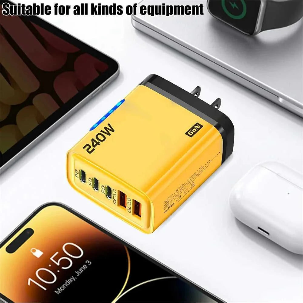 5-in-1 Fast Charging Station Power All Devices Faster Éditions Traditions & Modernité Inc. 14:1052#0.25M 10A Cable