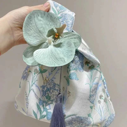 Flower Pendant Lunch Bag Cosmetic Bag New Chinese Style Handbag Tassel Knot Wrist Bag Small Item Pouch Cheongsam Accessories Éditions Traditions & Modernité Inc. 186642742;20260626;1782517653jsOJL