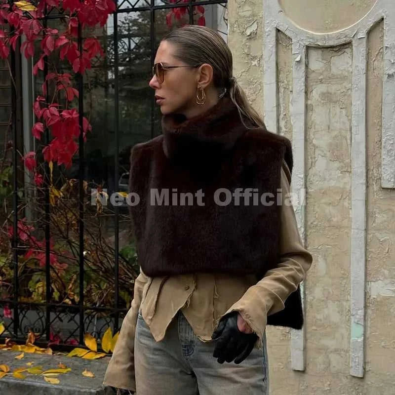 Neo Mint 2025 Brand Fashion Faux Fur Sable Vest Crop Top Autumn Winter Turtleneck Eco Mink Fur Tank Tops Sleeveless Jacket Coat Éditions Traditions & Modernité Inc. 186642768;20260626;17825177552xNuE