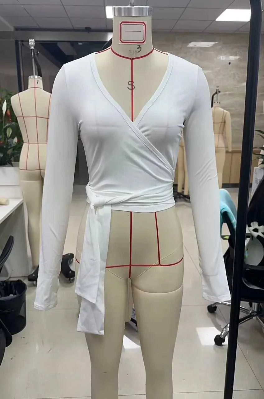Women Sexy Wrap Crop Tops Tees Long Sleeve Deep V Neck Tie Workout Ballet Pilates Yoga T-Shirts with Thumb Holes Cropped Tops Éditions Traditions & Modernité Inc. 186642954;20260626;1782518136y6cxN