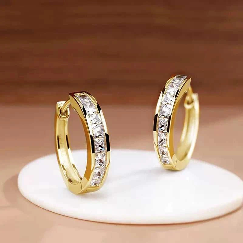 Huitan Classic Design Women Hoop Earrings Full with Princess Square CZ Simple and Elegant Female Accessories Versatile Jewelry Éditions Traditions & Modernité Inc. 186728028;20260628;1782690798ErevY