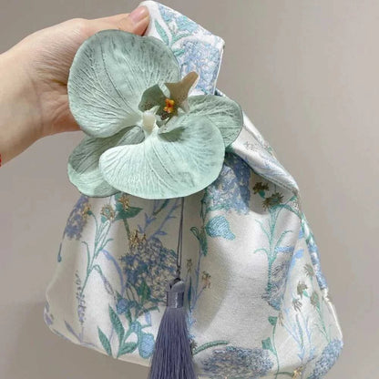 Flower Pendant Lunch Bag Cosmetic Bag New Chinese Style Handbag Tassel Knot Wrist Bag Small Item Pouch Cheongsam Accessories Éditions Traditions & Modernité Inc. 186642742;20260626;1782517653jsOJL