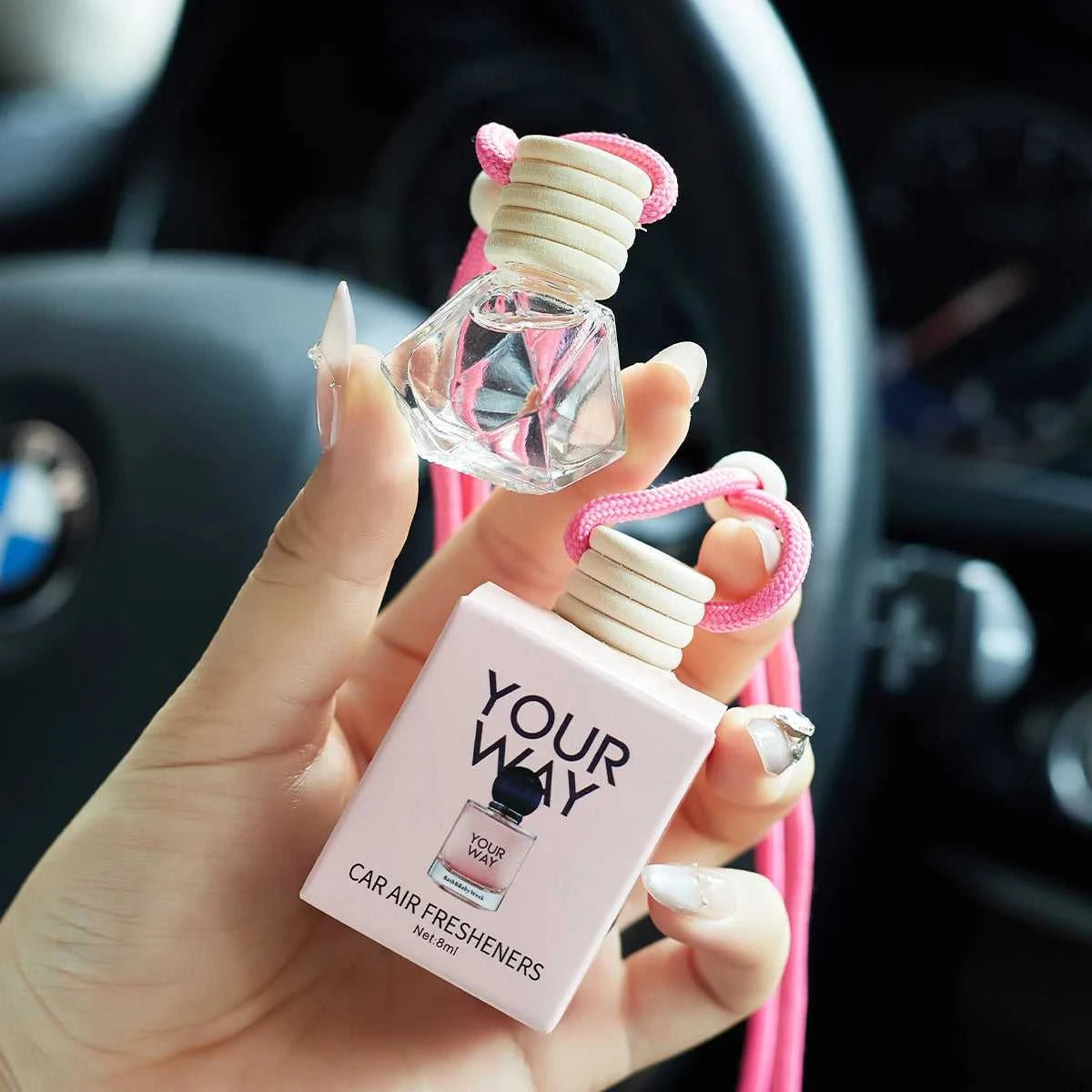 Perfume Car perfume, a car fragrance used for car interior accessories, a long-term car air freshener, keep charming and fresh Éditions Traditions & Modernité Inc. 185981117;20260611;178119380023vAq
