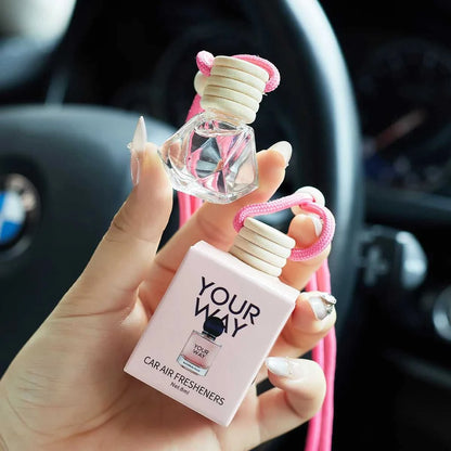 Perfume Car perfume, a car fragrance used for car interior accessories, a long-term car air freshener, keep charming and fresh Éditions Traditions & Modernité Inc. 185981117;20260611;178119380023vAq